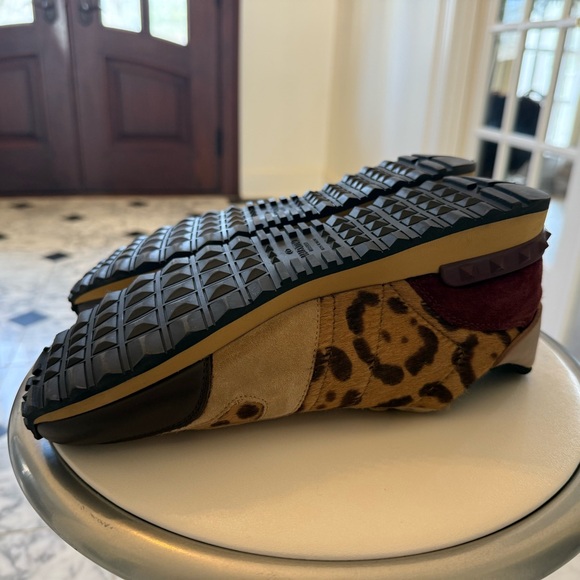 Valentino Calf Hair Suede Leopard Print Womens Rockrunner Sneakers - Picture 8 of 12